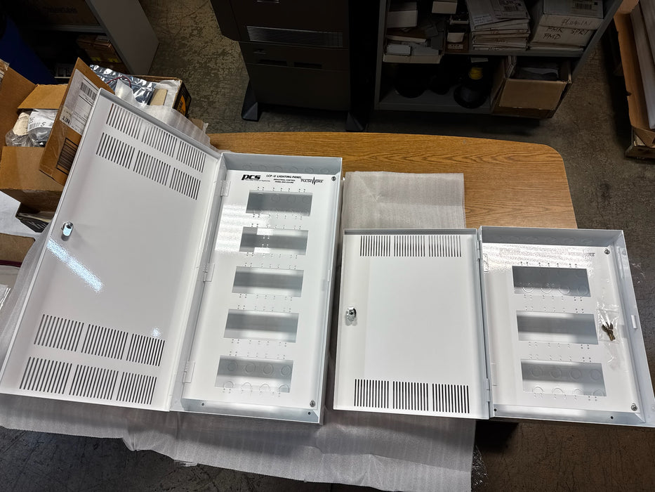 PulseWorx LCP-12: Small version of Lighting Control Panel Unit for centralizing dimmer switches